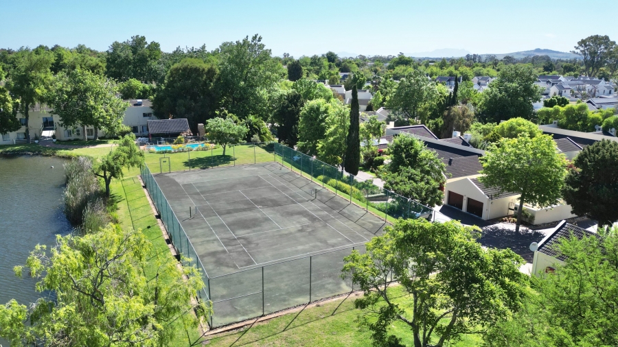 3 Bedroom Property for Sale in Paradyskloof Western Cape